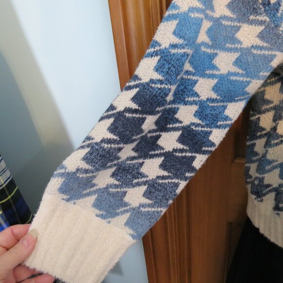 Clotheshead Women's V-Neck Sweater Blue/Creme Ombre Herringbone Size S/M - Picture 5 of 12